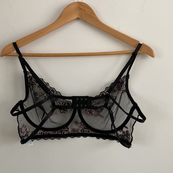 Women’s lace bra size XXL - Picture 3 of 4
